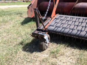 International 810-15 pickup head